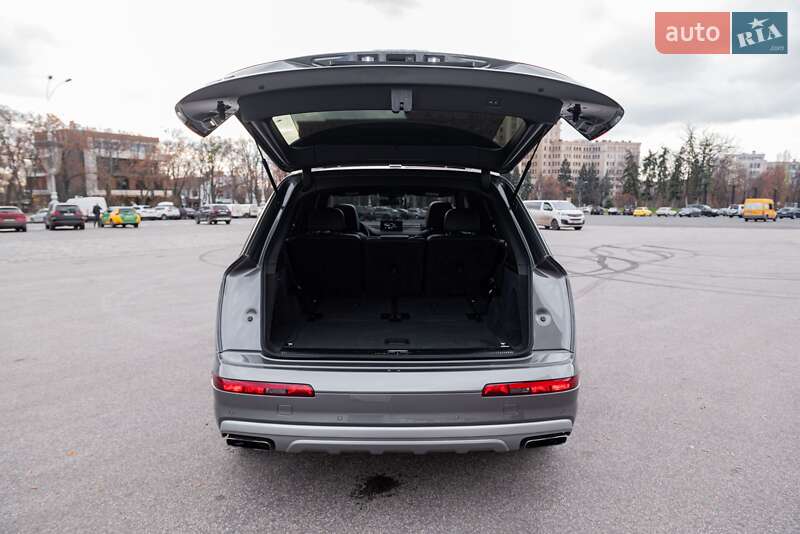 Внедорожник / Кроссовер Audi Q7 2017 в Харькове фото 26 Внедорожник / Кроссовер Audi Q7 2017 в Харькове