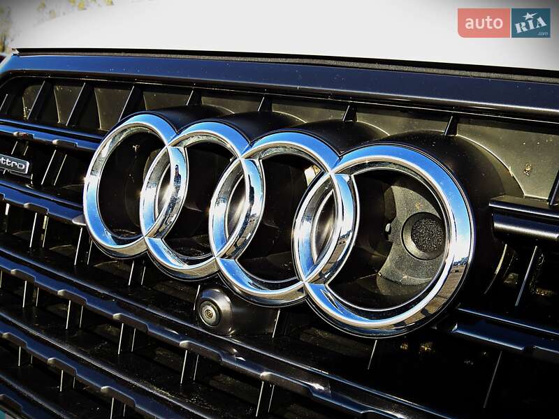 Позашляховик / Кросовер Audi Q7 2016 в Черкасах