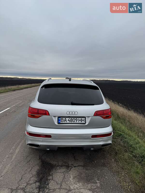 Внедорожник / Кроссовер Audi Q7 2006 в Малой Виске