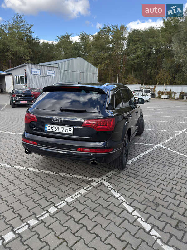Внедорожник / Кроссовер Audi Q7 2015 в Хмельницком