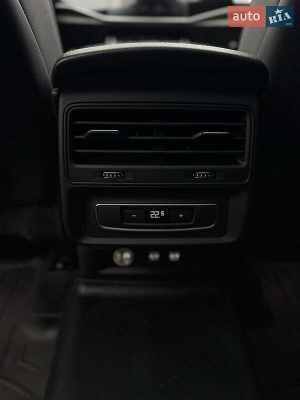 Позашляховик / Кросовер Audi Q7 2019 в Тернополі