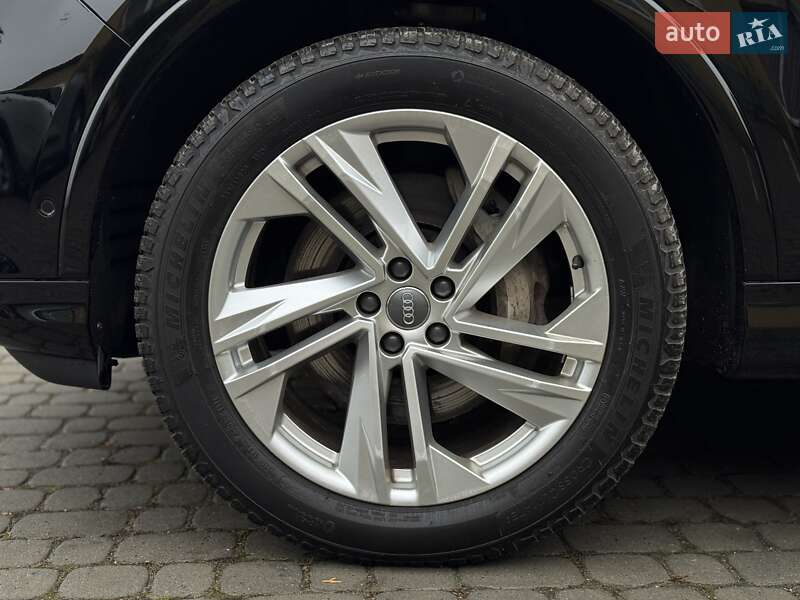 Позашляховик / Кросовер Audi Q7 2019 в Тернополі