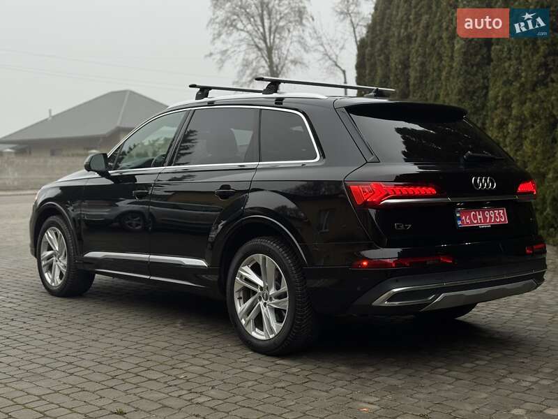 Позашляховик / Кросовер Audi Q7 2019 в Тернополі