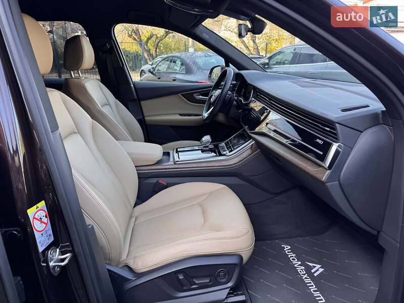 Позашляховик / Кросовер Audi Q7 2020 в Одесі