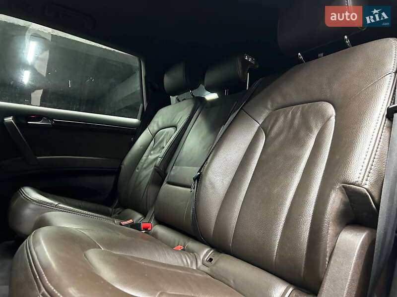 Внедорожник / Кроссовер Audi Q7 2011 в Черновцах фото 17 Внедорожник / Кроссовер Audi Q7 2011 в Черновцах