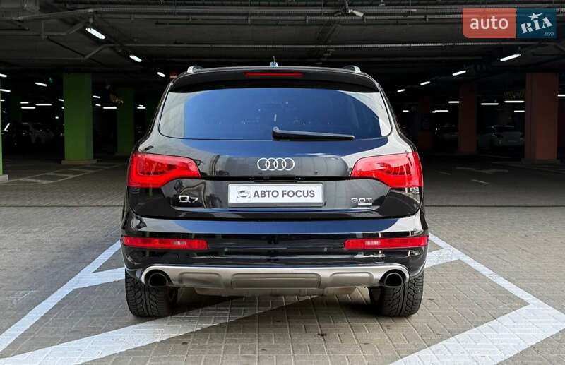 Внедорожник / Кроссовер Audi Q7 2015 в Киеве