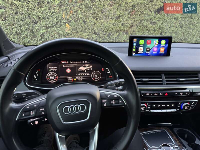 Внедорожник / Кроссовер Audi Q7 2016 в Киеве