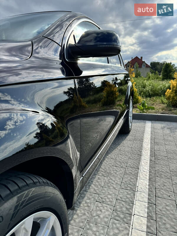 Позашляховик / Кросовер Audi Q7 2015 в Львові