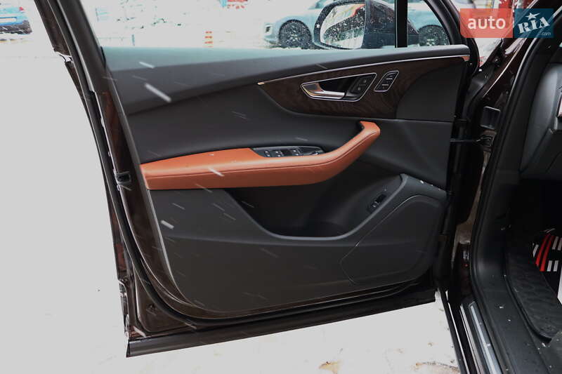 Внедорожник / Кроссовер Audi Q7 2022 в Львове