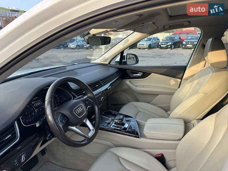Внедорожник / Кроссовер Audi Q7 2017 в Полтаве фото 11 Внедорожник / Кроссовер Audi Q7 2017 в Полтаве