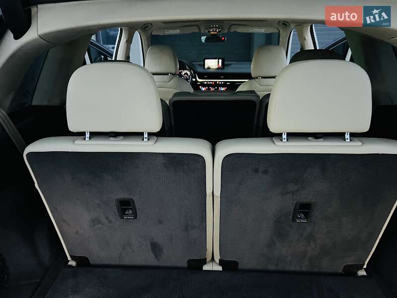 Позашляховик / Кросовер Audi Q7 2019 в Тернополі