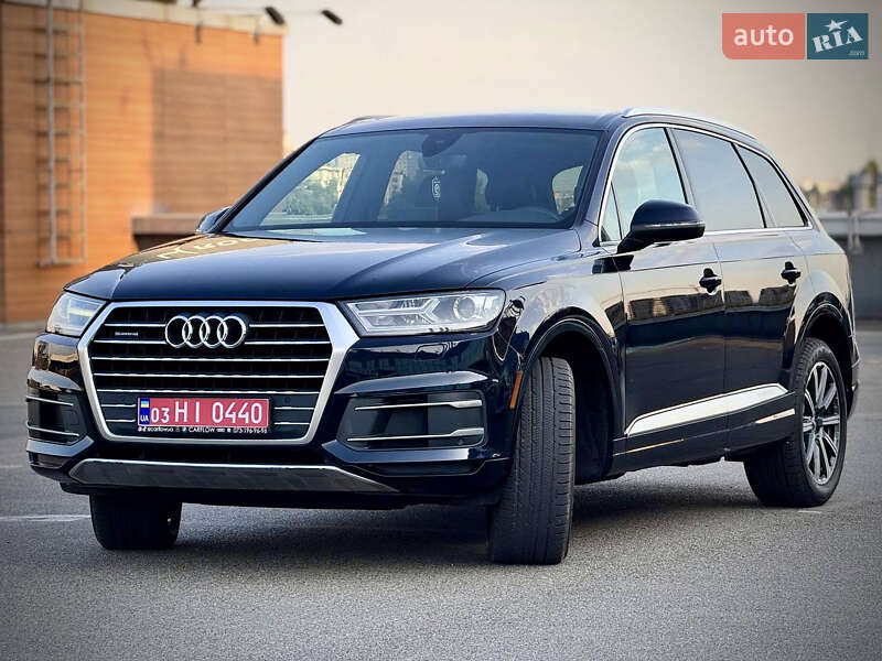 Позашляховик / Кросовер Audi Q7 2018 в Києві