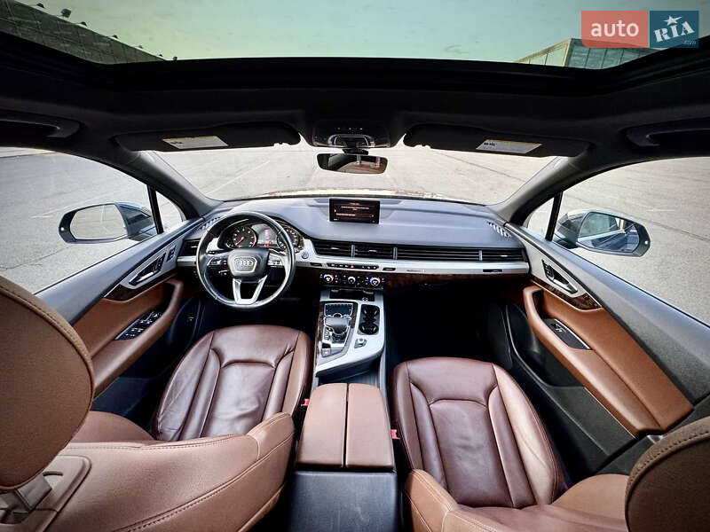 Позашляховик / Кросовер Audi Q7 2018 в Києві
