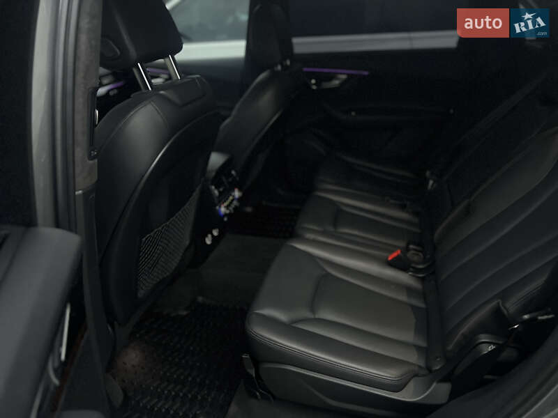 Позашляховик / Кросовер Audi Q7 2017 в Ужгороді фото 16 Позашляховик / Кросовер Audi Q7 2017 в Ужгороді