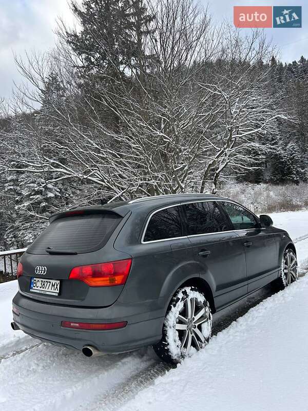 Позашляховик / Кросовер Audi Q7 2007 в Калуші