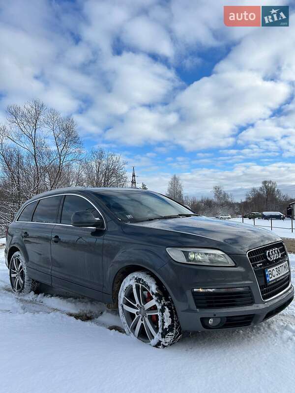 Позашляховик / Кросовер Audi Q7 2007 в Калуші