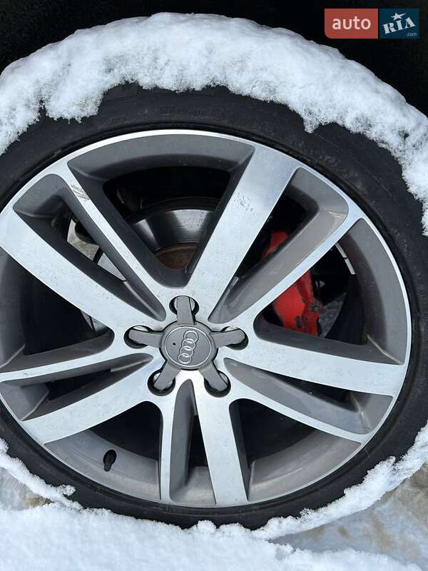 Позашляховик / Кросовер Audi Q7 2007 в Калуші