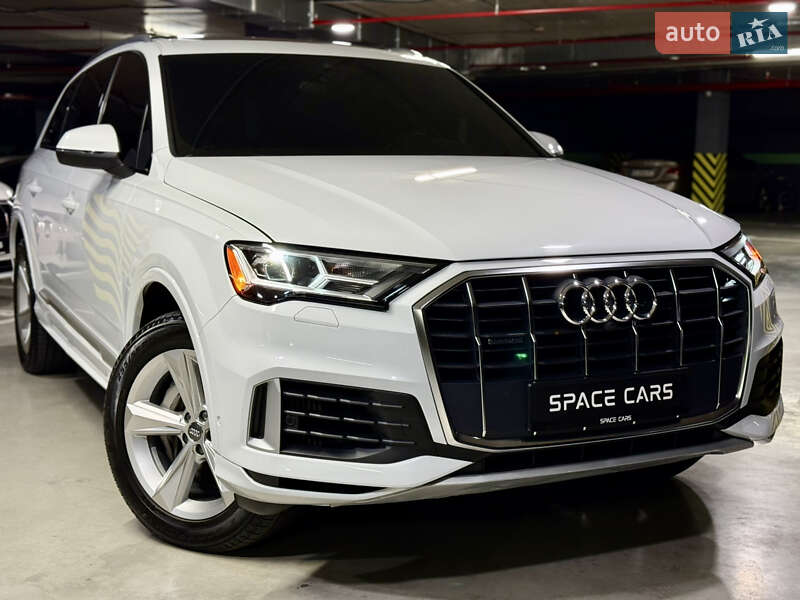 Позашляховик / Кросовер Audi Q7 2019 в Києві