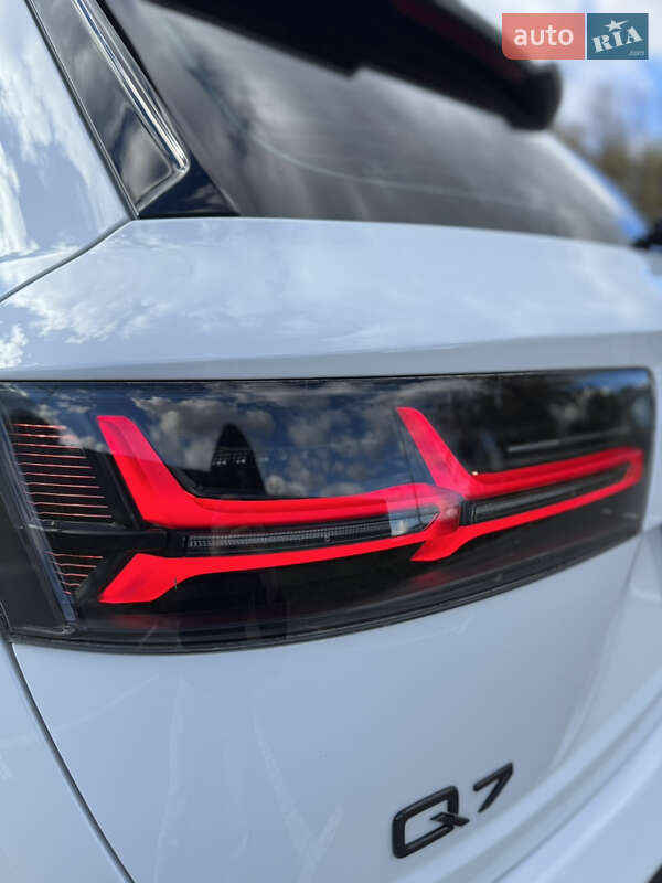 Внедорожник / Кроссовер Audi Q7 2016 в Тернополе