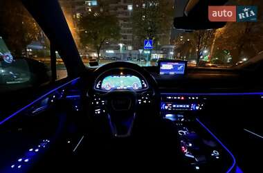 Позашляховик / Кросовер Audi Q7 2017 в Львові