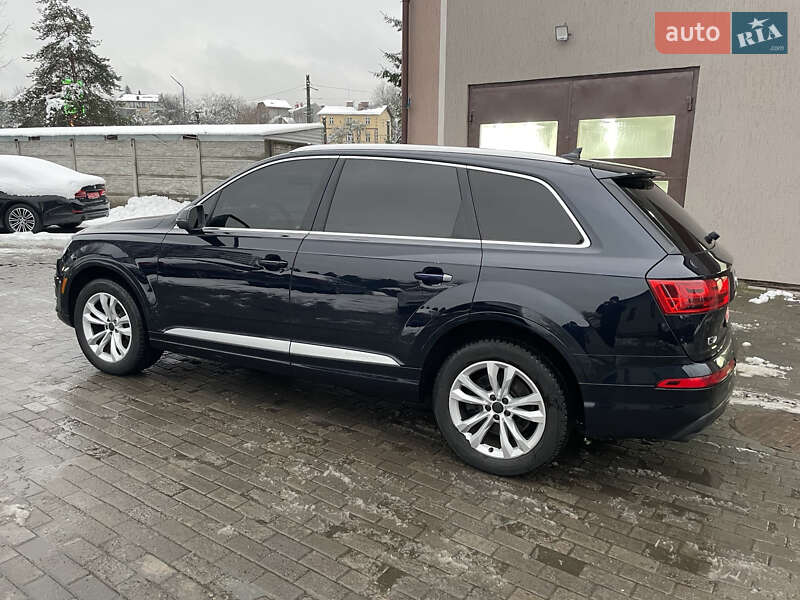 Внедорожник / Кроссовер Audi Q7 2017 в Львове