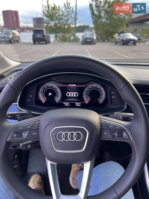 Внедорожник / Кроссовер Audi Q7 2023 в Киеве фото 4 Внедорожник / Кроссовер Audi Q7 2023 в Киеве