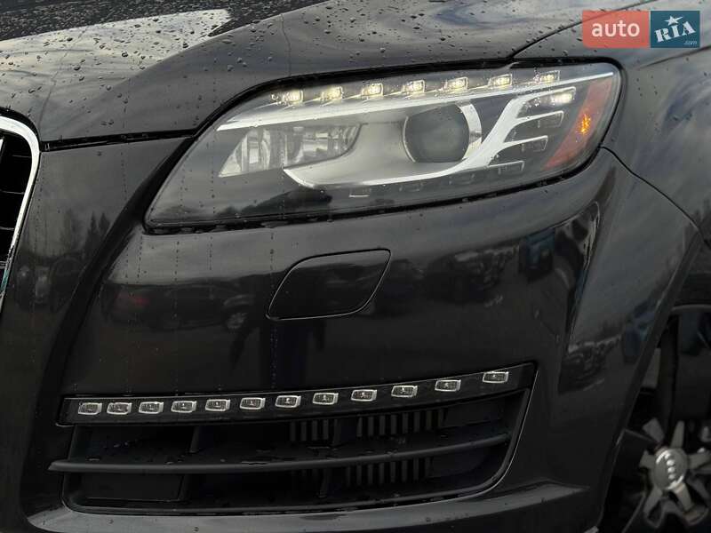 Позашляховик / Кросовер Audi Q7 2014 в Рівному