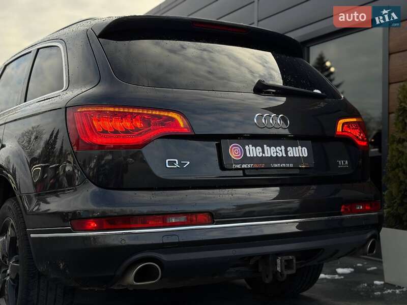 Позашляховик / Кросовер Audi Q7 2014 в Рівному