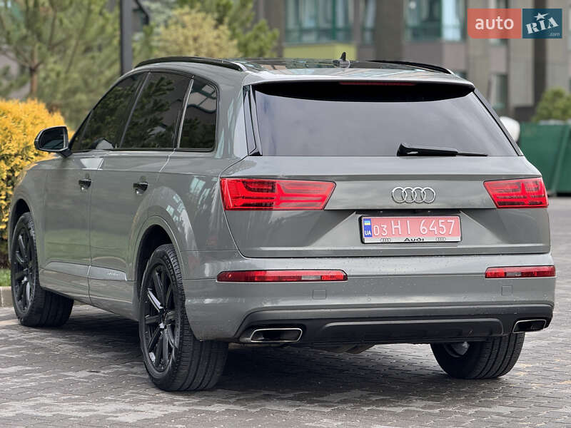 Внедорожник / Кроссовер Audi Q7 2017 в Киеве фото 4 Внедорожник / Кроссовер Audi Q7 2017 в Киеве
