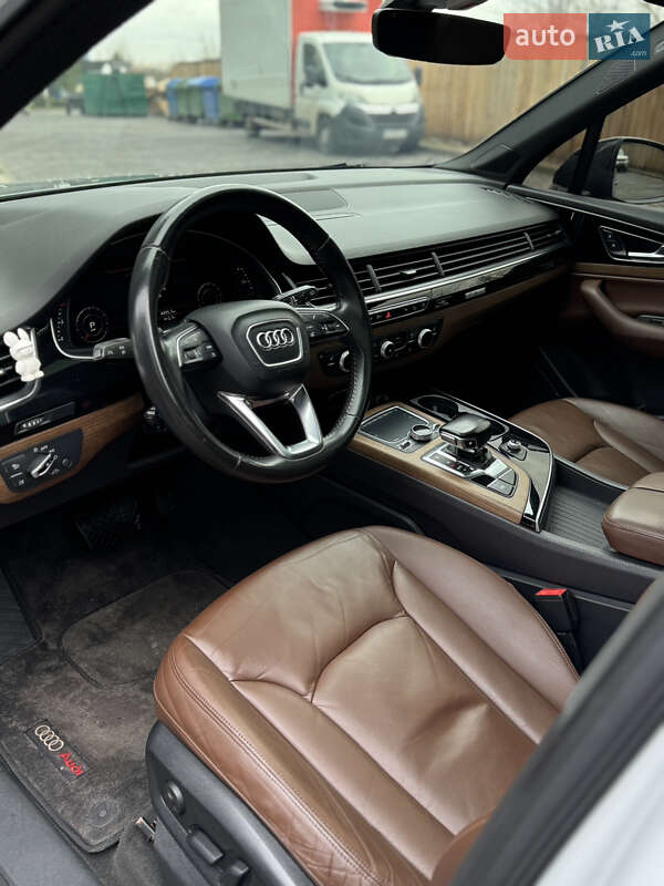 Внедорожник / Кроссовер Audi Q7 2017 в Киеве фото 18 Внедорожник / Кроссовер Audi Q7 2017 в Киеве