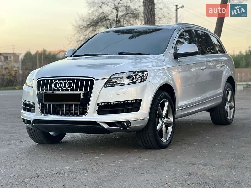 Позашляховик / Кросовер Audi Q7 2013 в Вінниці