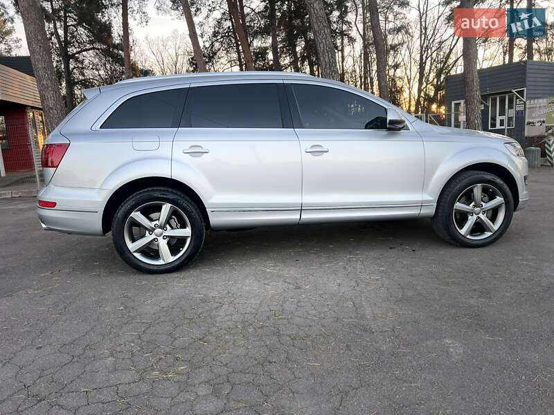 Позашляховик / Кросовер Audi Q7 2013 в Вінниці