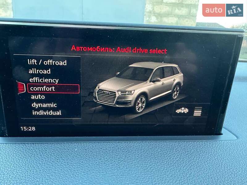 Позашляховик / Кросовер Audi Q7 2017 в Лохвиці