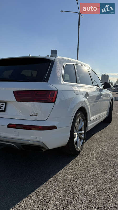 Внедорожник / Кроссовер Audi Q7 2016 в Киеве фото 10 Внедорожник / Кроссовер Audi Q7 2016 в Киеве