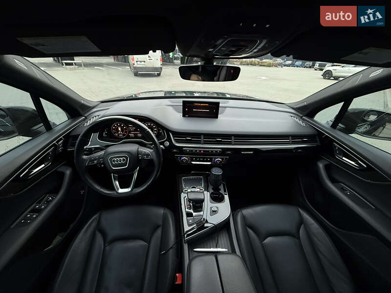 Позашляховик / Кросовер Audi Q7 2017 в Києві фото 24 Позашляховик / Кросовер Audi Q7 2017 в Києві