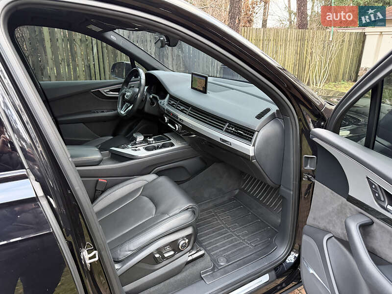 Внедорожник / Кроссовер Audi Q7 2018 в Киеве фото 129 Внедорожник / Кроссовер Audi Q7 2018 в Киеве
