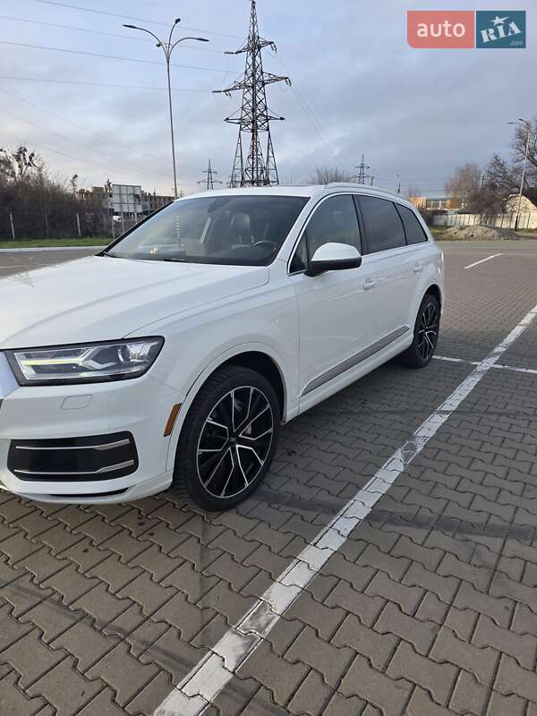 Внедорожник / Кроссовер Audi Q7 2016 в Черновцах фото 4 Внедорожник / Кроссовер Audi Q7 2016 в Черновцах