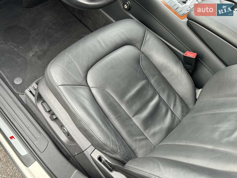 Внедорожник / Кроссовер Audi Q7 2009 в Киеве