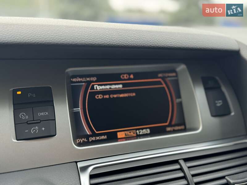 Внедорожник / Кроссовер Audi Q7 2009 в Киеве