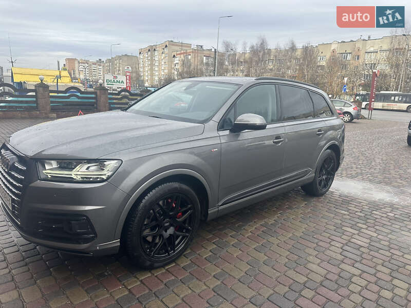 Внедорожник / Кроссовер Audi Q7 2016 в Тернополе