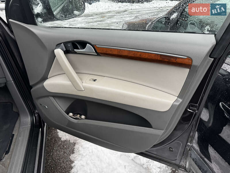 Позашляховик / Кросовер Audi Q7 2015 в Львові фото 11 Позашляховик / Кросовер Audi Q7 2015 в Львові