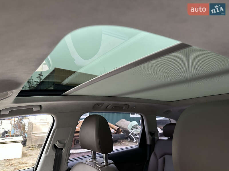 Позашляховик / Кросовер Audi Q7 2016 в Дніпрі