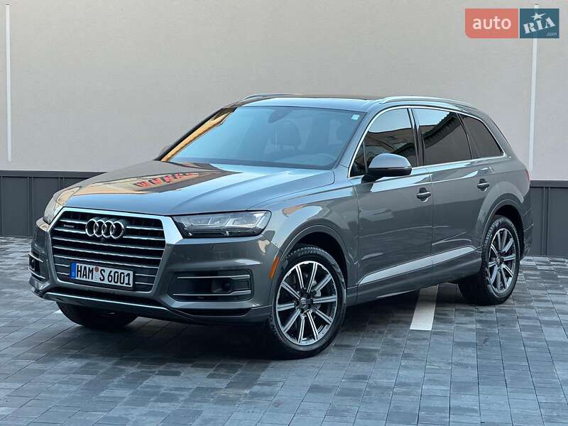 Внедорожник / Кроссовер Audi Q7 2016 в Ровно