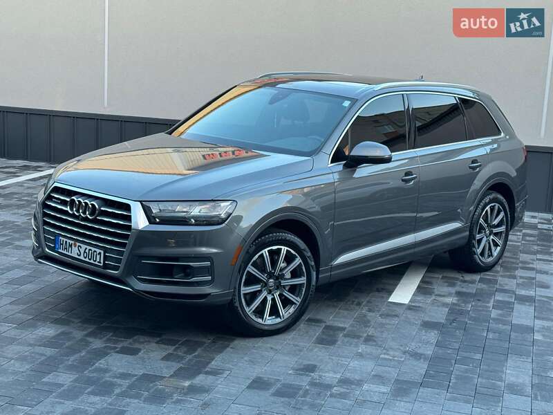 Внедорожник / Кроссовер Audi Q7 2016 в Ровно
