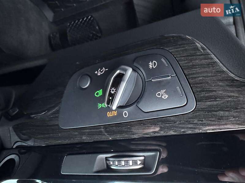 Внедорожник / Кроссовер Audi Q7 2016 в Ровно