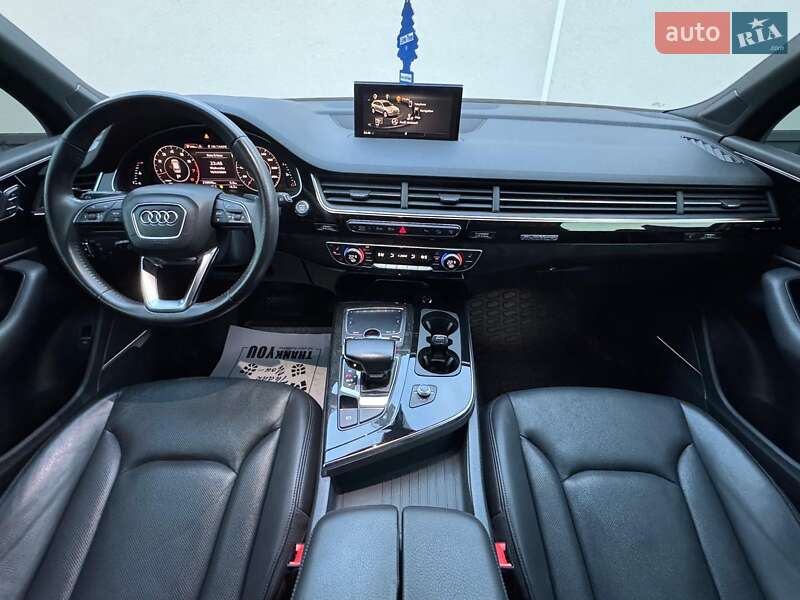 Внедорожник / Кроссовер Audi Q7 2016 в Ровно