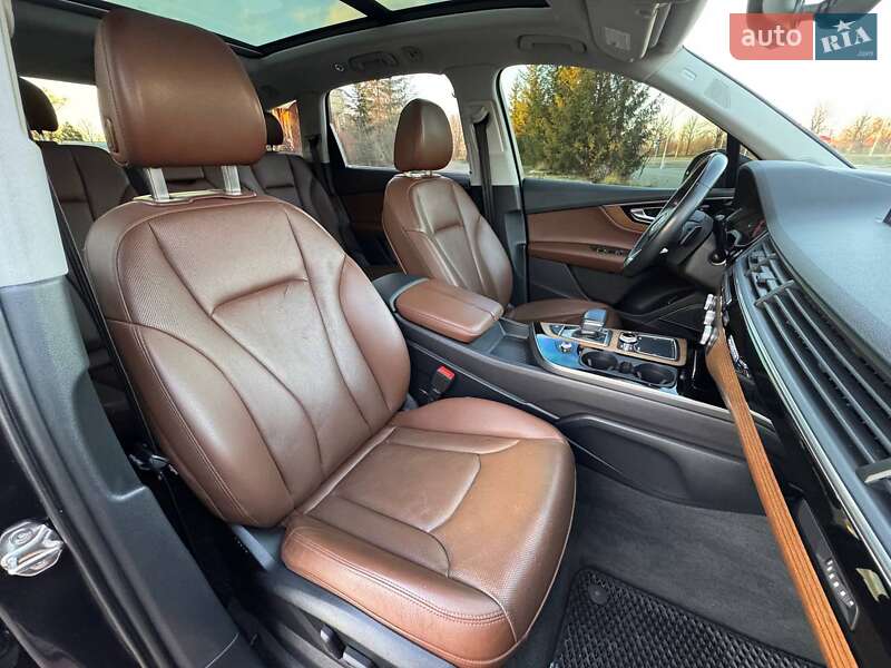 Внедорожник / Кроссовер Audi Q7 2017 в Запорожье