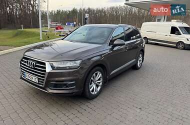 Позашляховик / Кросовер Audi Q7 2017 в Лохвиці