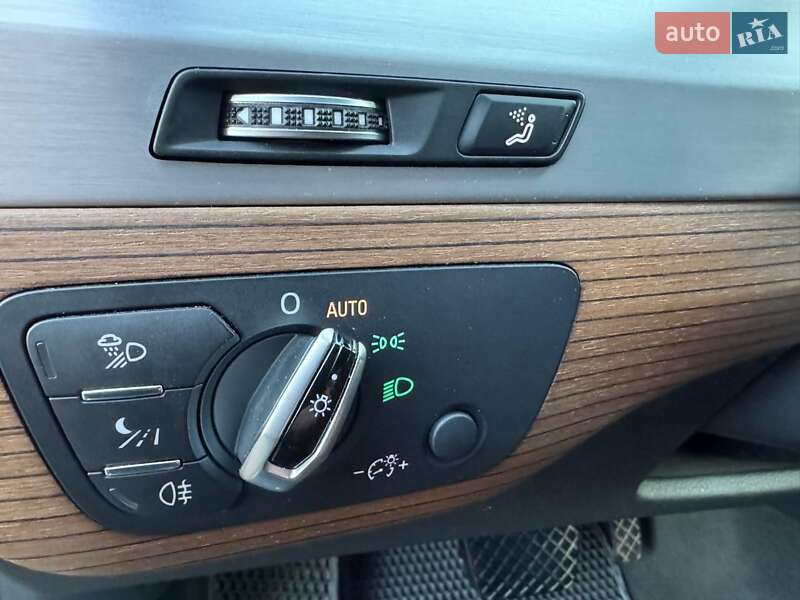 Позашляховик / Кросовер Audi Q7 2017 в Лохвиці