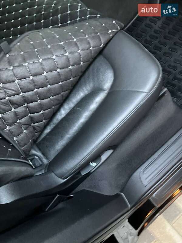 Позашляховик / Кросовер Audi Q7 2010 в Запоріжжі